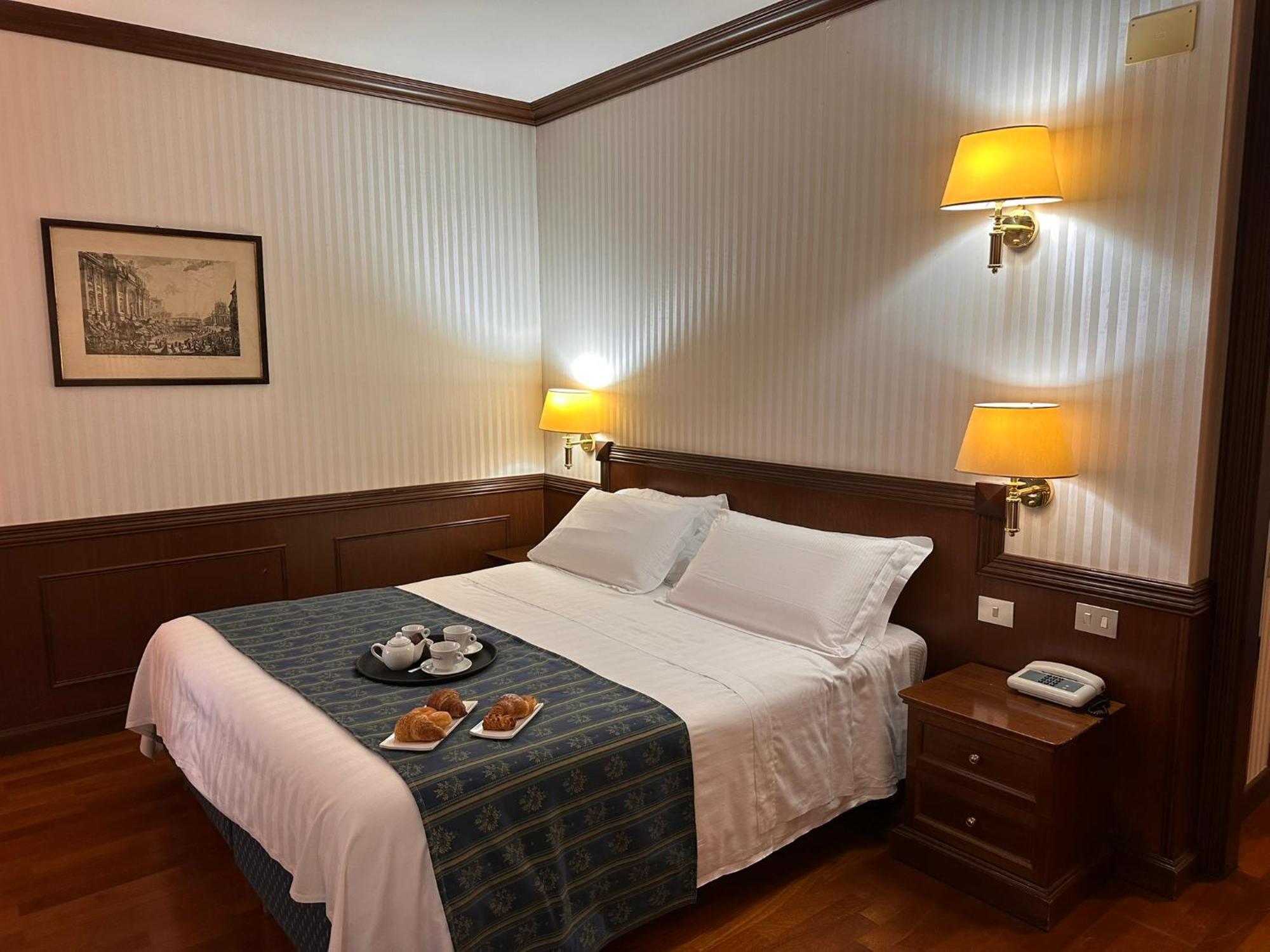 Hotel Corona & Spa ペスカッセーロリ エクステリア 写真